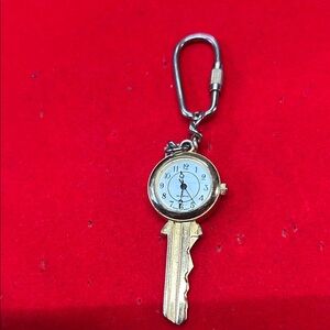 Gold vintage Key-Shaped Clock Keychain